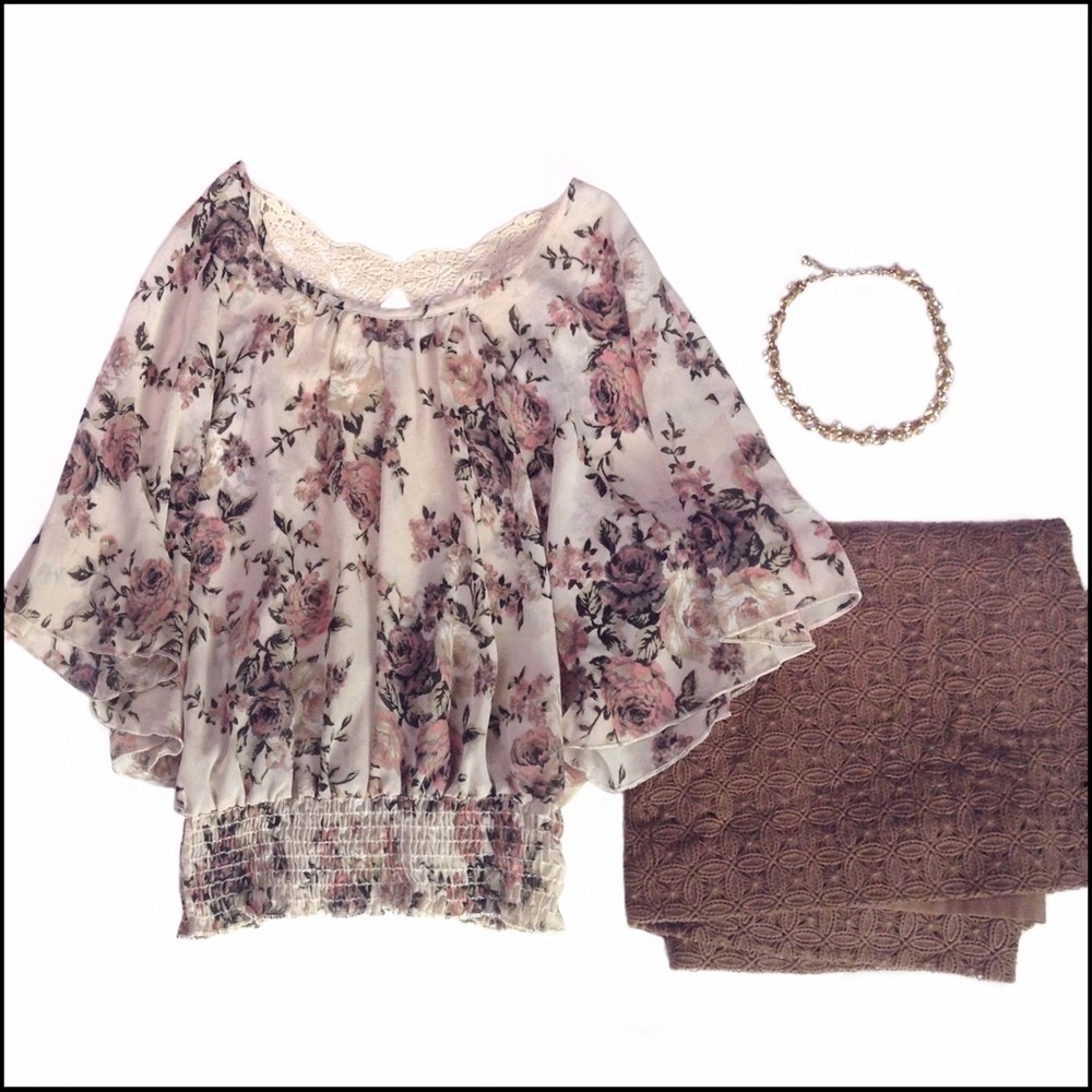 Floral Print Flutter Sleeve Top by Papaya